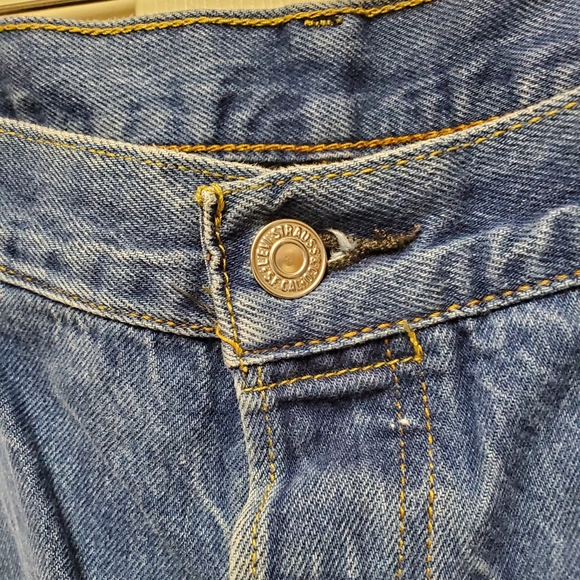 Mens Levis Jeans Size 42 - Picture 4 of 12